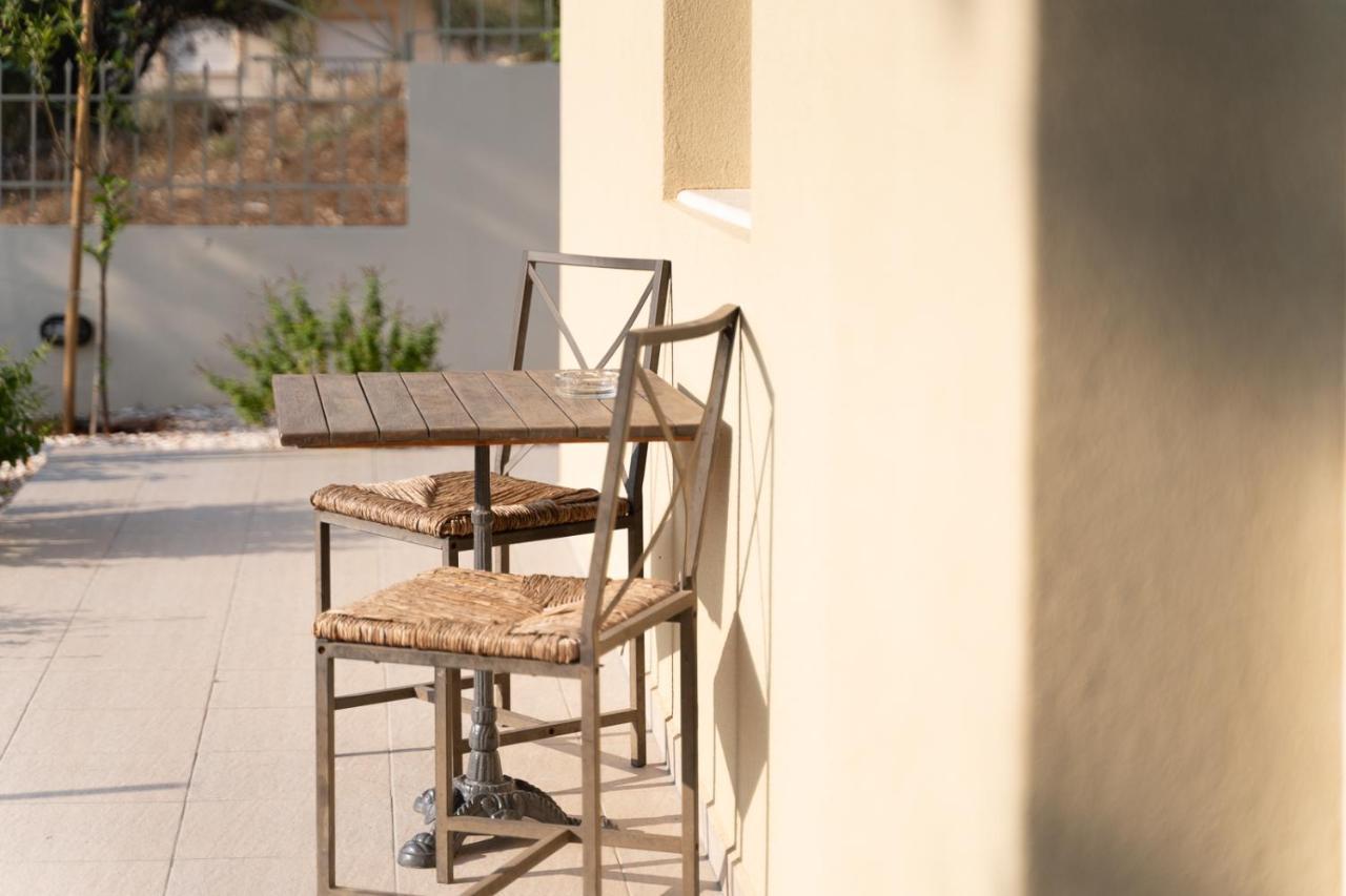 Mtc-Sfs Apartment By The Sea And Airport Porto Rafti Exterior photo