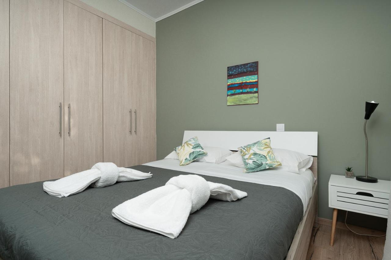 Mtc-Sfs Apartment By The Sea And Airport Porto Rafti Exterior photo